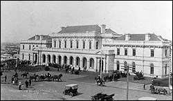 Parliament House Perth 1918 Courtesy of The Battye Library - Constitutional Centre of Western Australia
