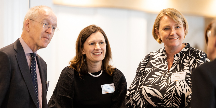 Image of Director General Rebecca Brown and Nicola McFarlane at the Australian Hydrogen Conference West 2022 