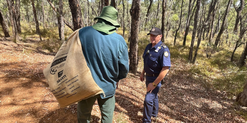 Wooroloo prisoners help Clean Up Australia