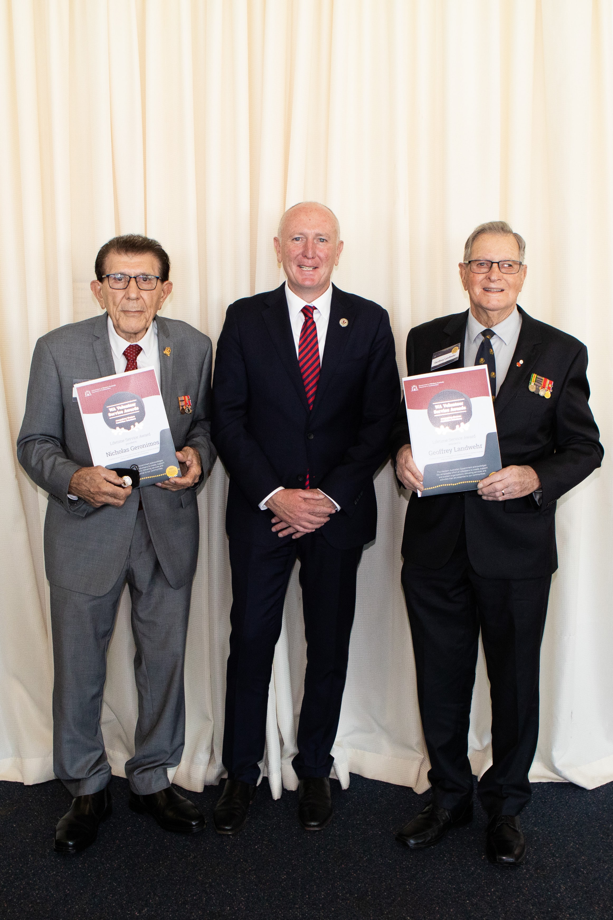 minister-dawson-with-winners