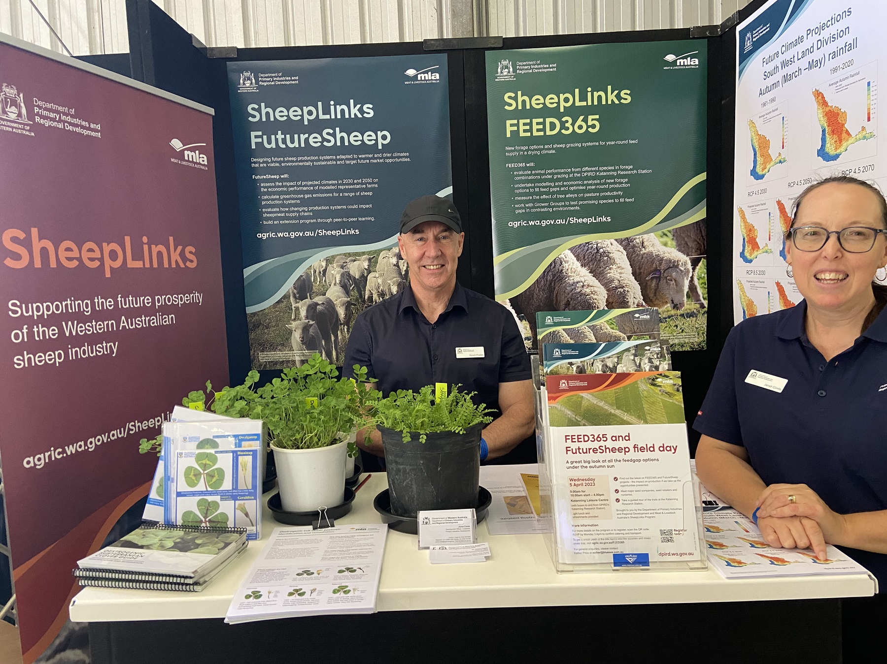 DPIRD staff Kevin Foster and Janet Conte at field day stall