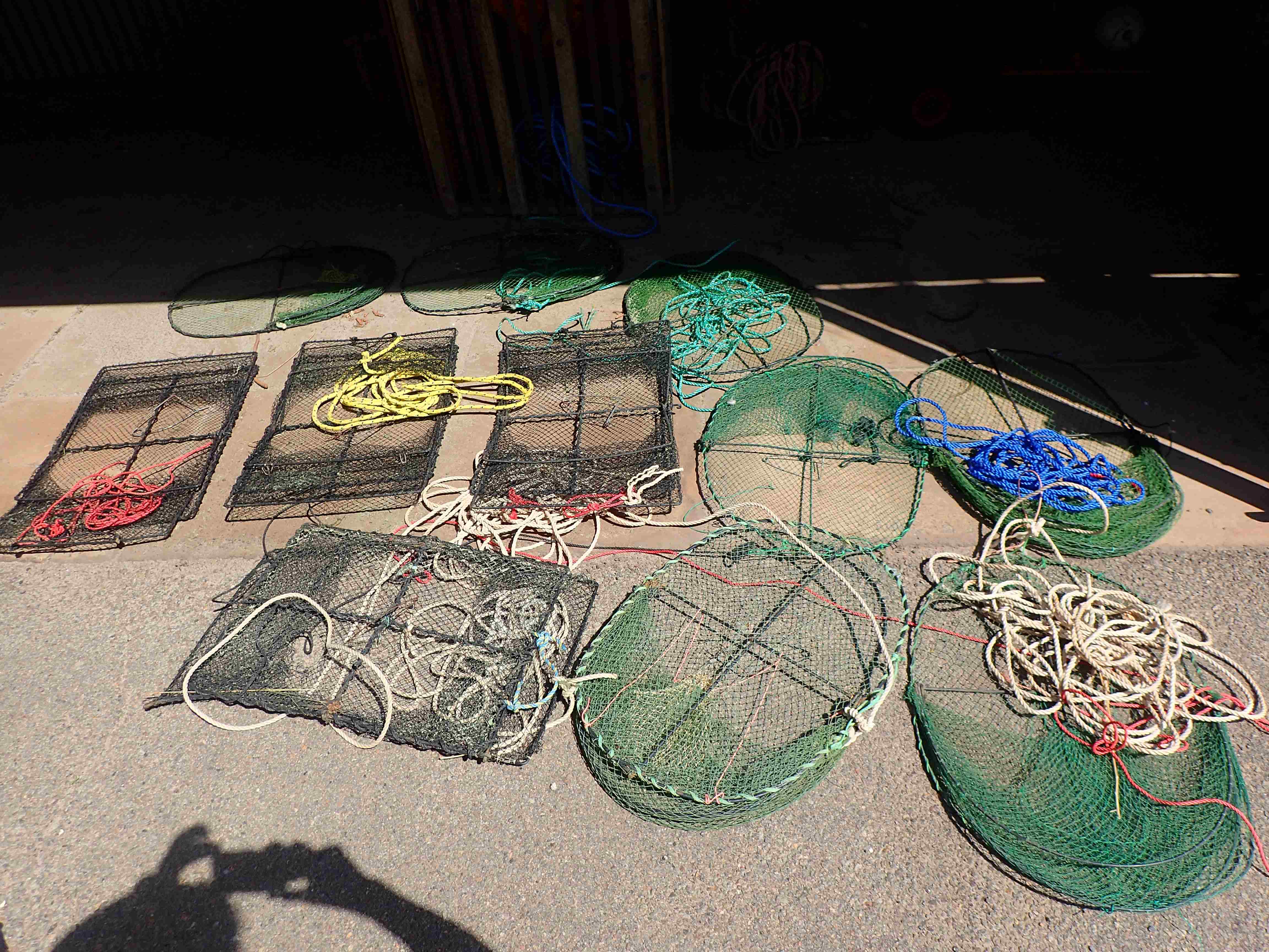 Fish traps illegal in any estuary, inlet, river, brook, or stream in WA