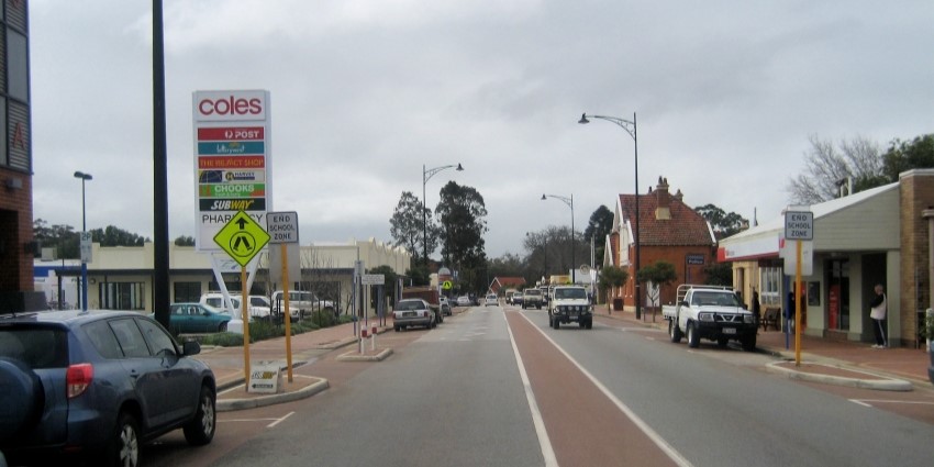 Pinjarra main street