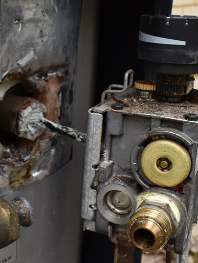 Example of gas storage water heater corrosion