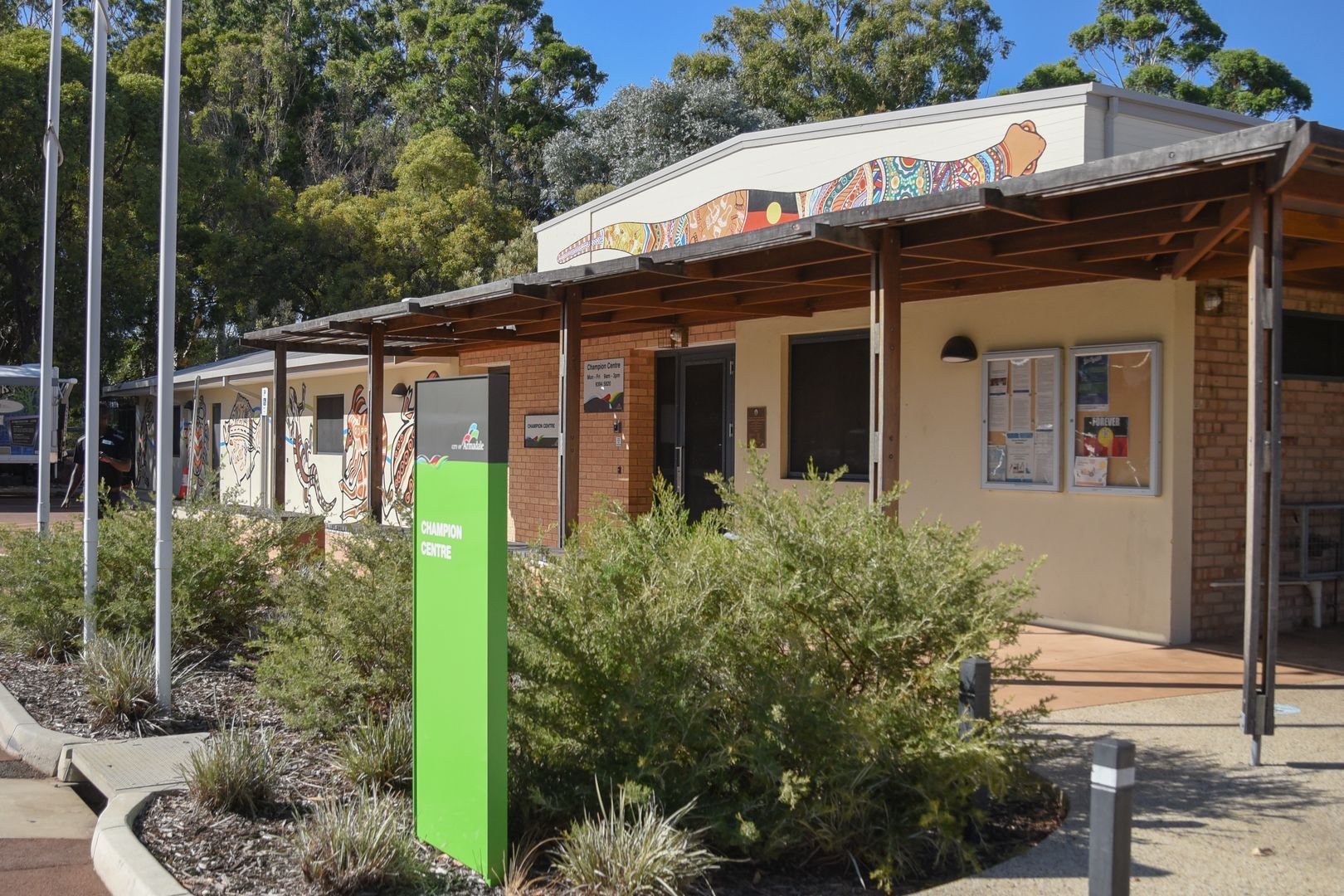 Image of a single story brick building, which is the On Track to Thrive building