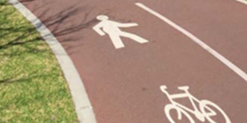 Shared path for pedestrians, bike riders and eRideable users