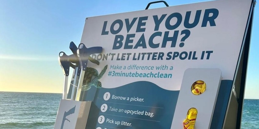 Picture of a litter station on a beach