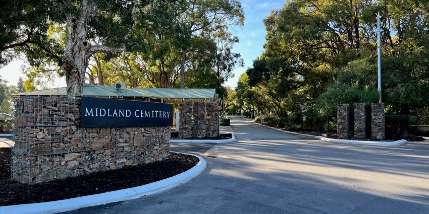 Midland Cemetery entrance