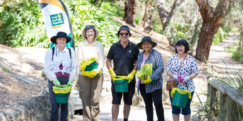 Belmont residents volunteer to clean up litter 